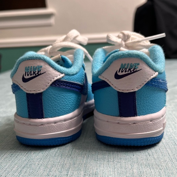 Nike Force 1 LV8 2 - Picture 5 of 5